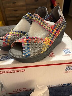 bernie mev. Multicolor Woven Elastic Wedge Sandals